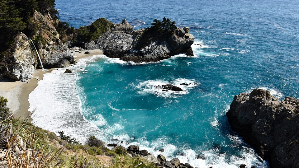 6 Fun Things to Do at Julia Pfeiffer Burns State Park on Vacation
